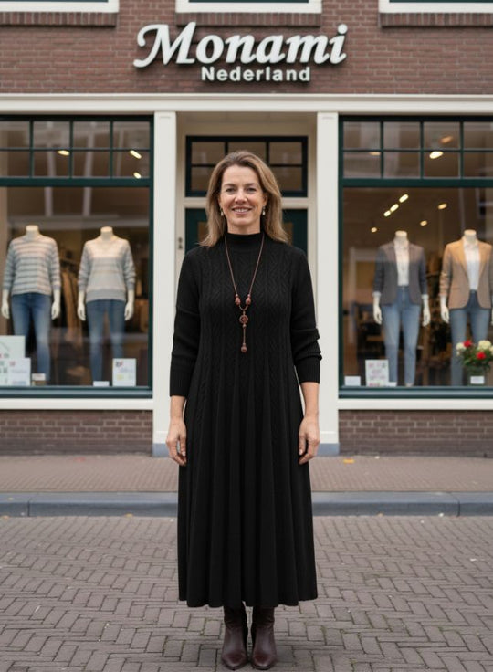 SUZANNA | WARME JURK MET ELEGANT PATROON