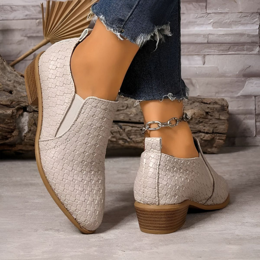 MYRTHE | ELEGANTE OXFORD HAKKEN IN LEDER