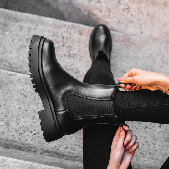 SARA | CHELSEA BOOTS