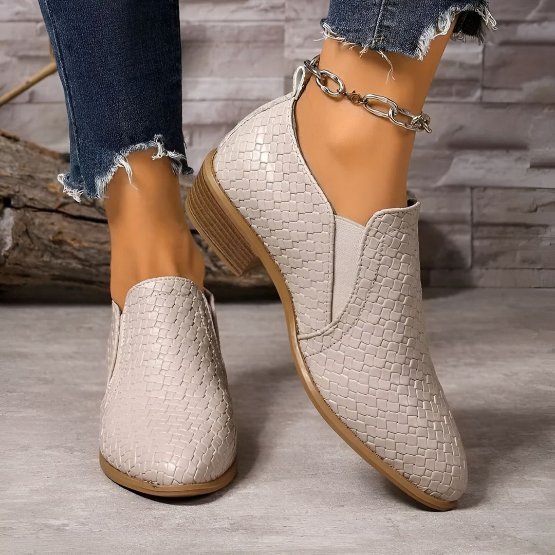 MYRTHE | ELEGANTE OXFORD HAKKEN IN LEDER