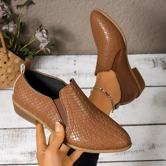 MYRTHE | ELEGANTE OXFORD HAKKEN IN LEDER
