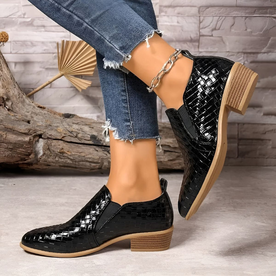 MYRTHE | ELEGANTE OXFORD HAKKEN IN LEDER